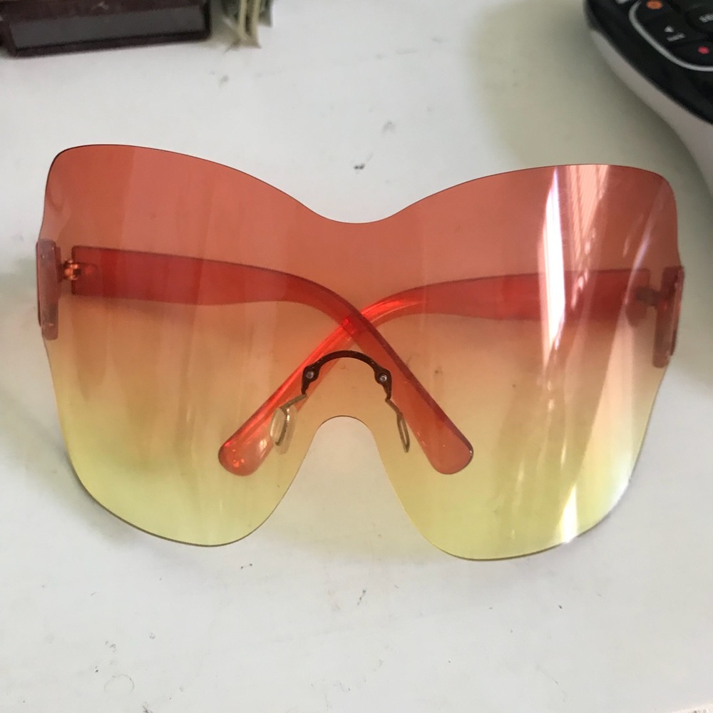 sunglasses